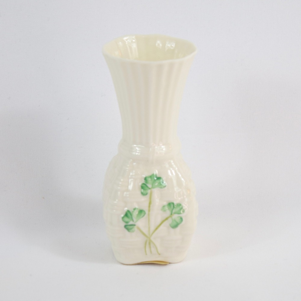 Belleek Ireland Galway Shamrock Basketweave Fine Parian China Vase with Box
